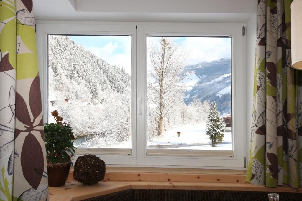 Appartements Alpenkristall Zell am Ziller Chambre photo