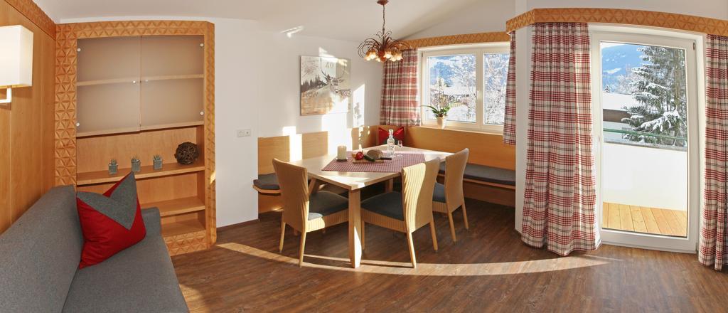 Appartements Alpenkristall Zell am Ziller Extérieur photo
